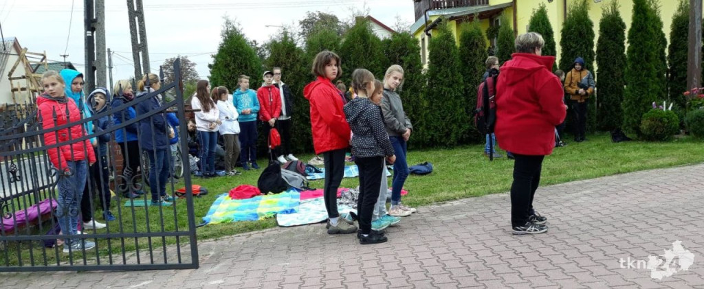 Kilkuset wiernych wędrowało do relikwii św. Stanisława Kostki! [zdjęcia]