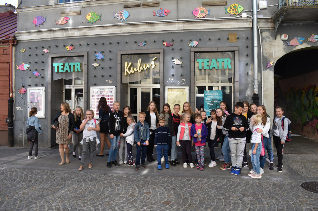Teatr bliżej Gowarczowa z Centrum Kultury i Aktywności Lokalnej [zdjęcia]