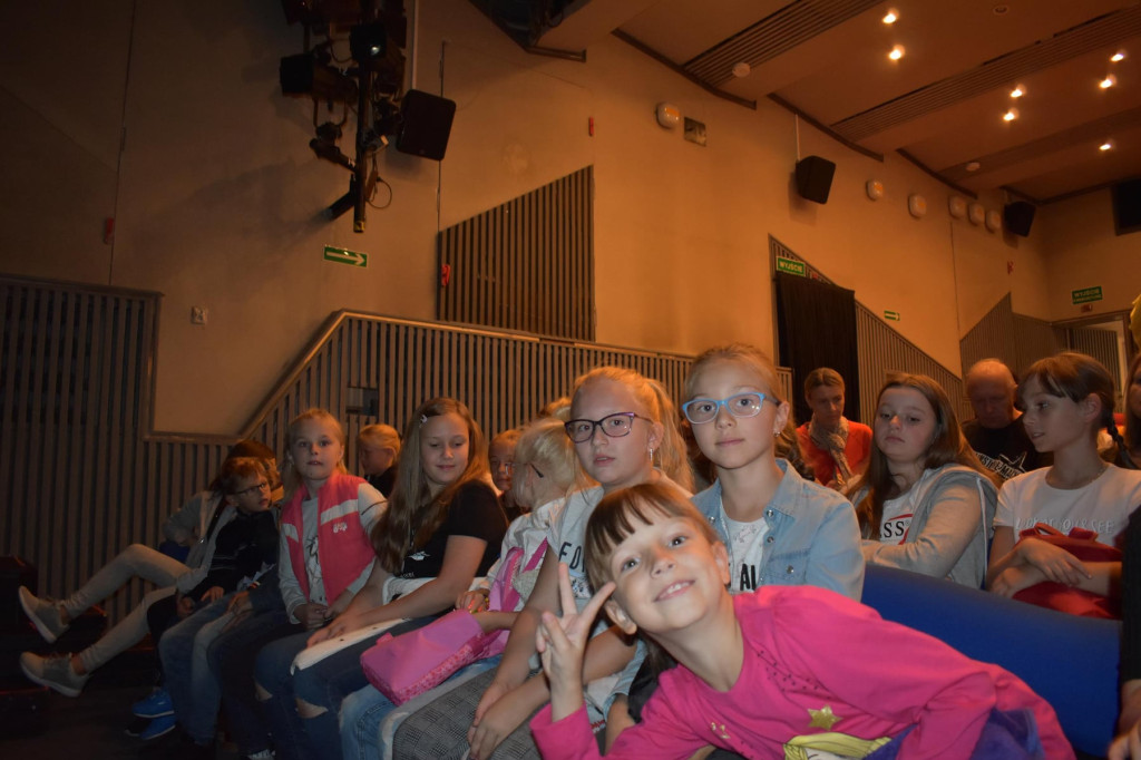 Teatr bliżej Gowarczowa z Centrum Kultury i Aktywności Lokalnej [zdjęcia]