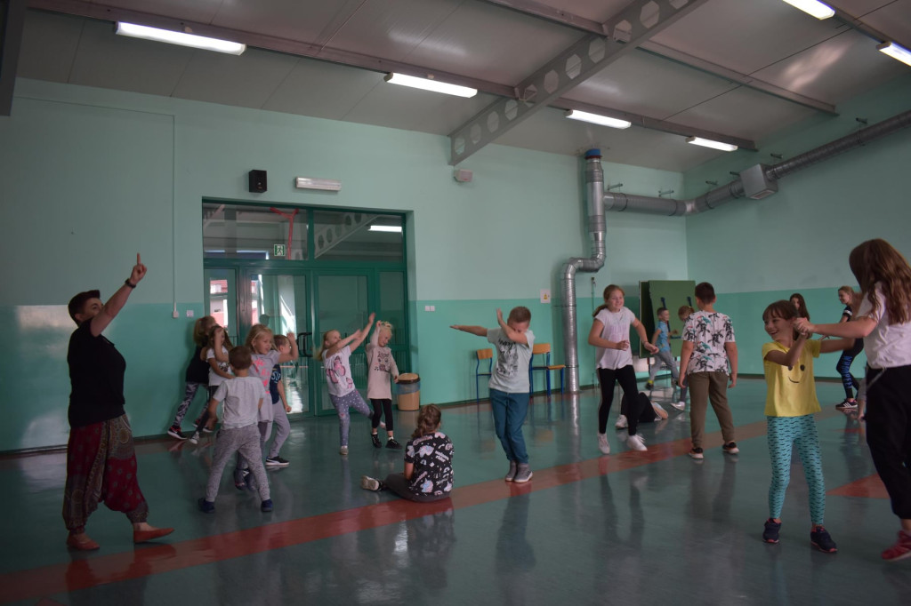 Teatr bliżej Gowarczowa z Centrum Kultury i Aktywności Lokalnej [zdjęcia]