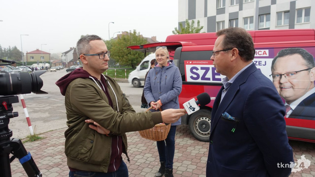 Szejnabus zajechał do Końskich. Poparcia Szejnie udzielił Robert Plech [wideo, zdjęcia]