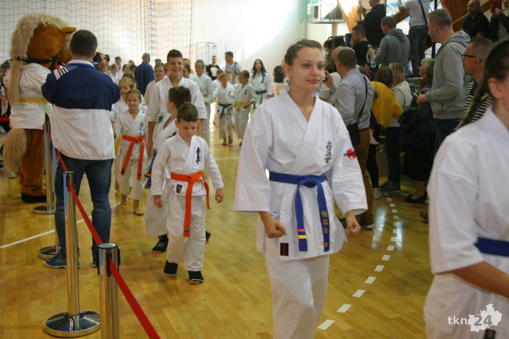 300 karateków na turnieju w Końskich! [wideo, zdjęcia]