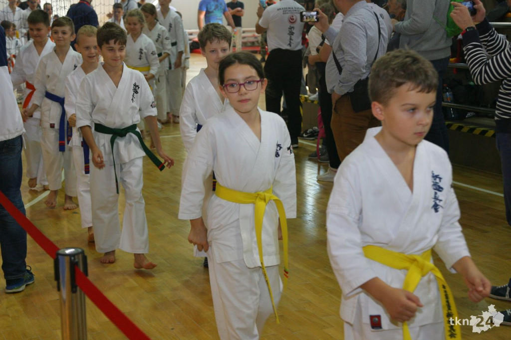 300 karateków na turnieju w Końskich! [wideo, zdjęcia]