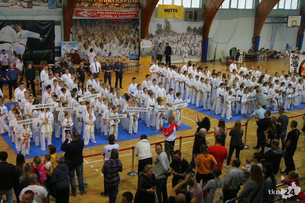 300 karateków na turnieju w Końskich! [wideo, zdjęcia]