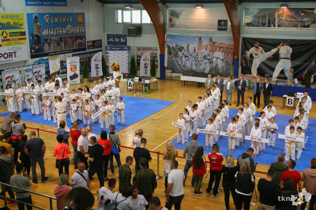 300 karateków na turnieju w Końskich! [wideo, zdjęcia]