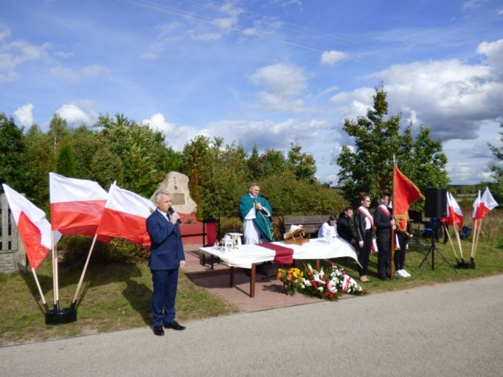Mieszkańcy oddali hołd `Teresce` [zdjęcia]