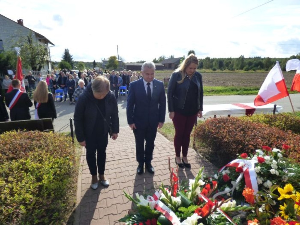Mieszkańcy oddali hołd `Teresce` [zdjęcia]