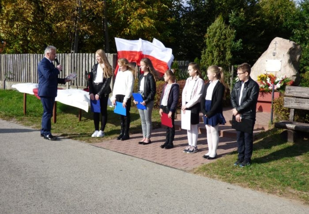 Mieszkańcy oddali hołd `Teresce` [zdjęcia]