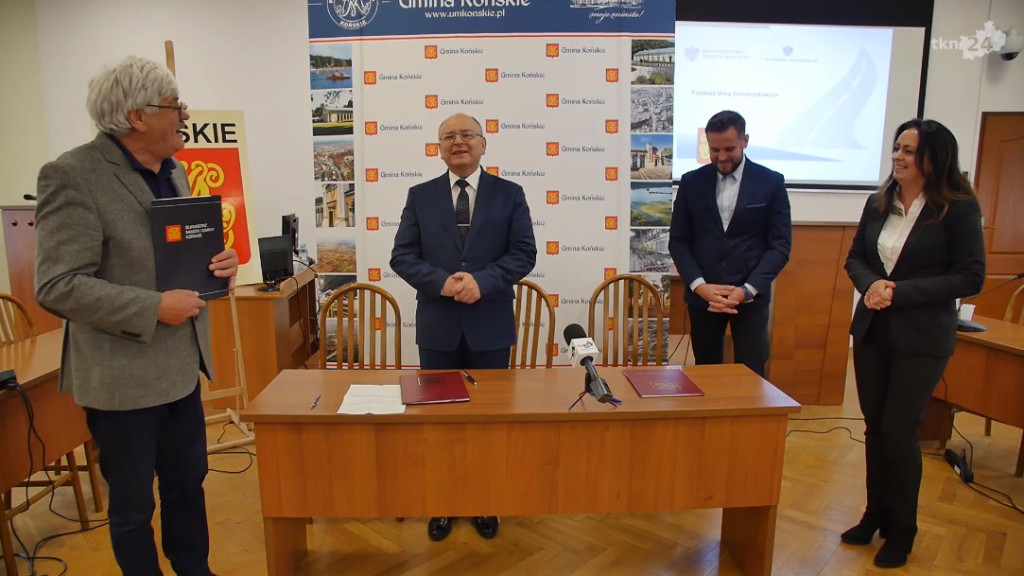 Końskie: Ruszają przebudowy pierwszych dróg z wielkim dofinansowaniem [wideo]