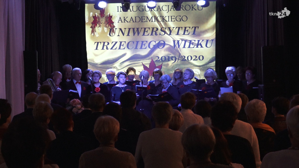 Studenci rozpoczęli nowy rok na Uniwersytecie Trzeciego Wieku [wideo, zdjęcia]