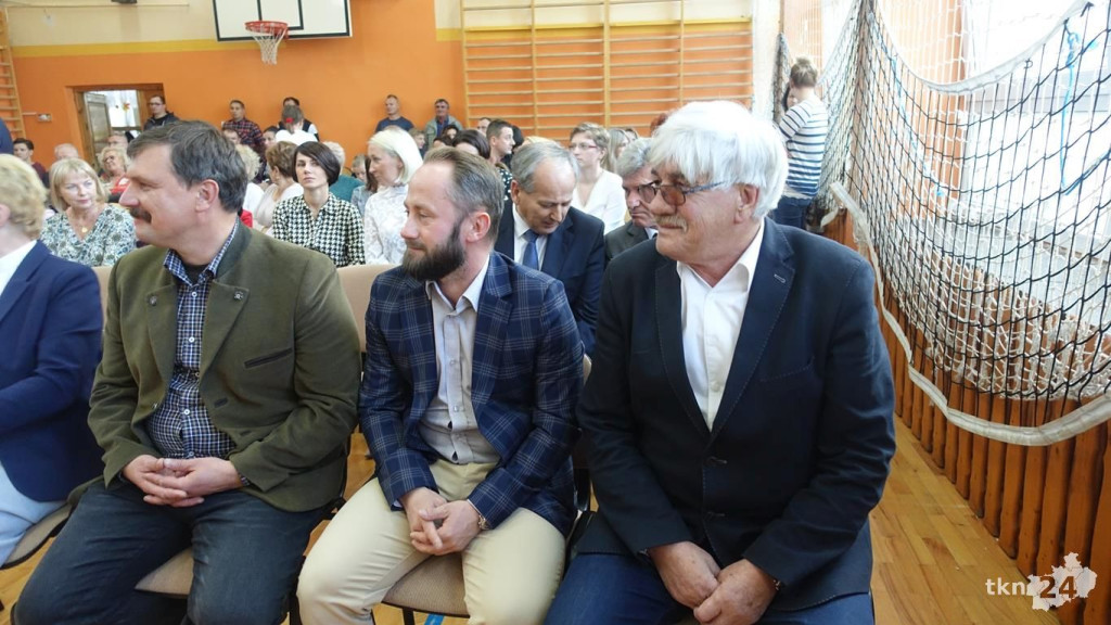 Święto koneckich nauczycieli z nagrodami i awansami [wideo, zdjęcia]