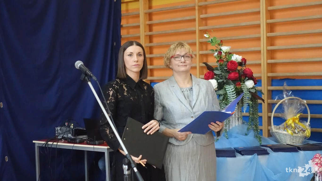 Święto koneckich nauczycieli z nagrodami i awansami [wideo, zdjęcia]