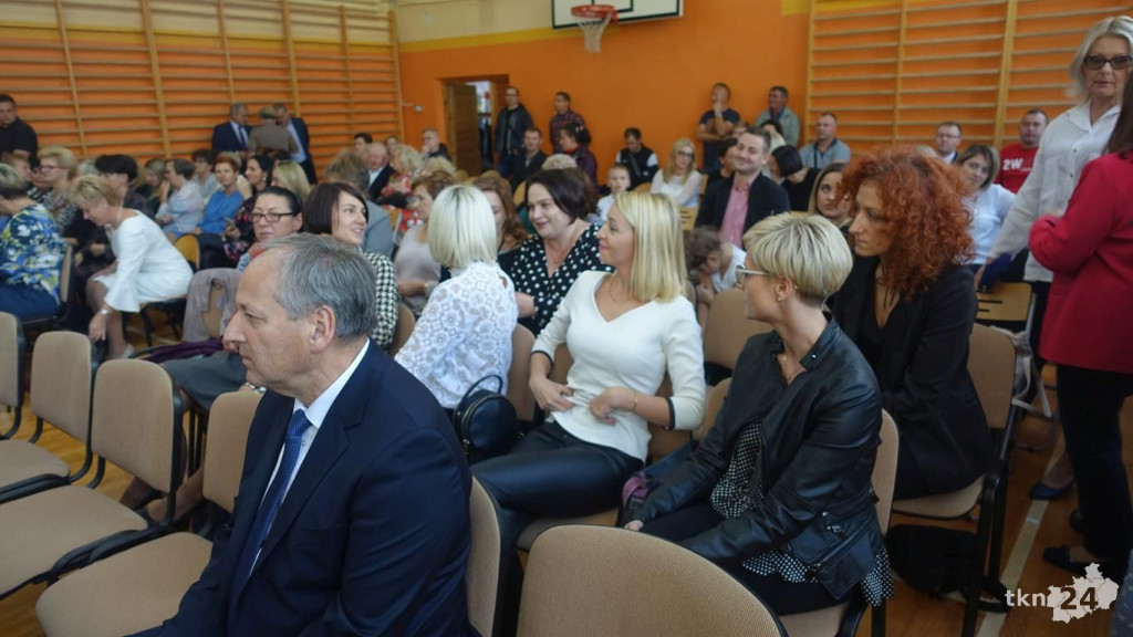 Święto koneckich nauczycieli z nagrodami i awansami [wideo, zdjęcia]