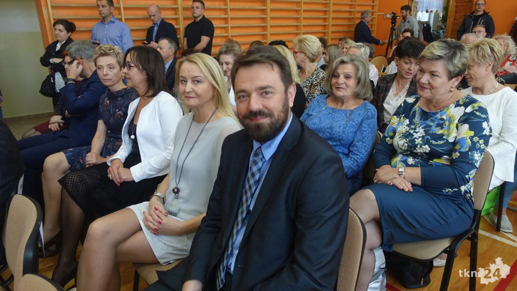 Święto koneckich nauczycieli z nagrodami i awansami [wideo, zdjęcia]