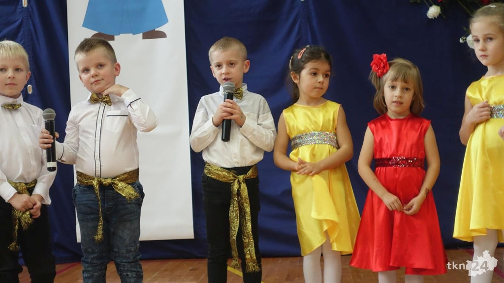 Święto koneckich nauczycieli z nagrodami i awansami [wideo, zdjęcia]