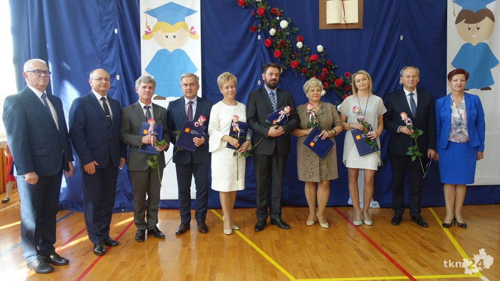 Święto koneckich nauczycieli z nagrodami i awansami [wideo, zdjęcia]