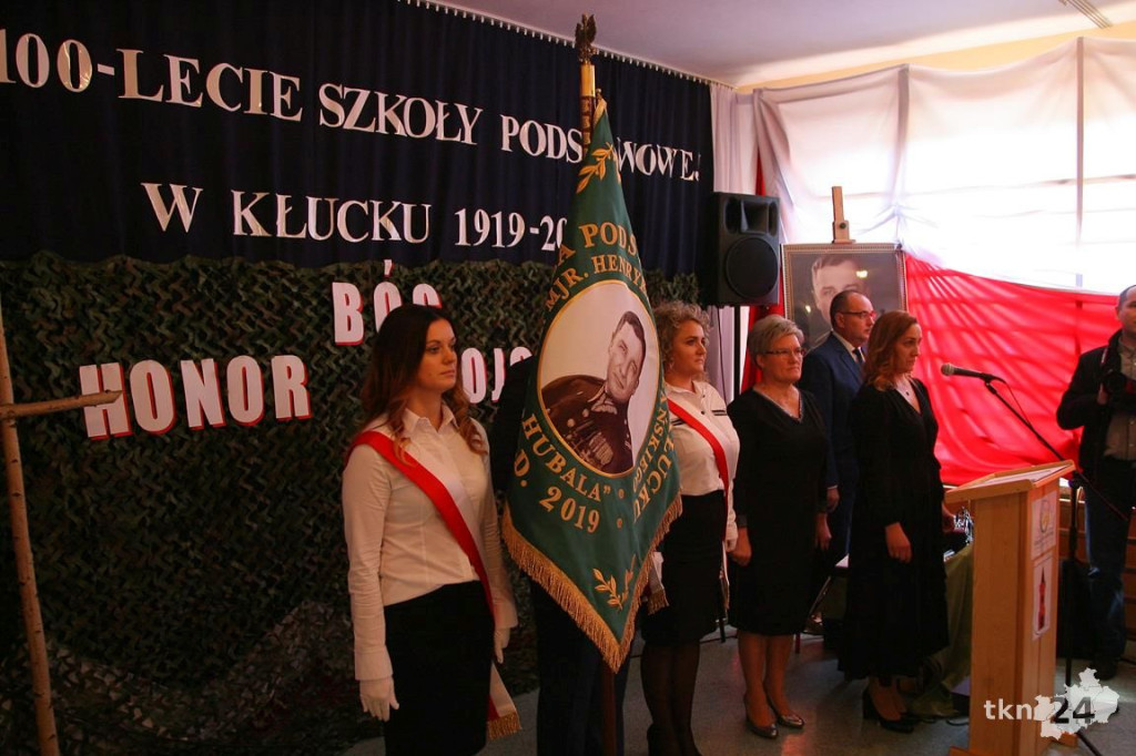 Wielkie święto w Kłucku! Szkoła ma sto lat! I imię Hubala! [wideo, zdjęcia]