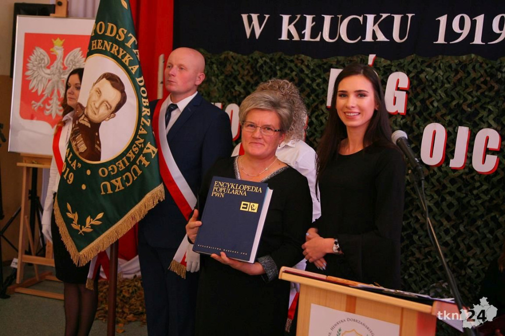 Wielkie święto w Kłucku! Szkoła ma sto lat! I imię Hubala! [wideo, zdjęcia]