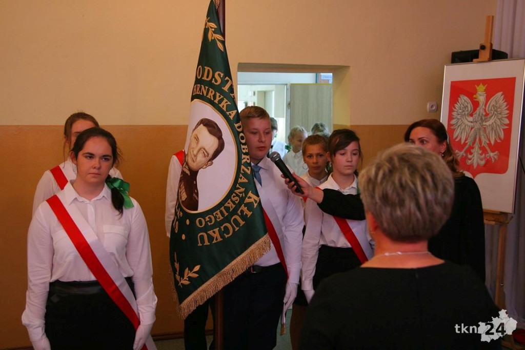 Wielkie święto w Kłucku! Szkoła ma sto lat! I imię Hubala! [wideo, zdjęcia]