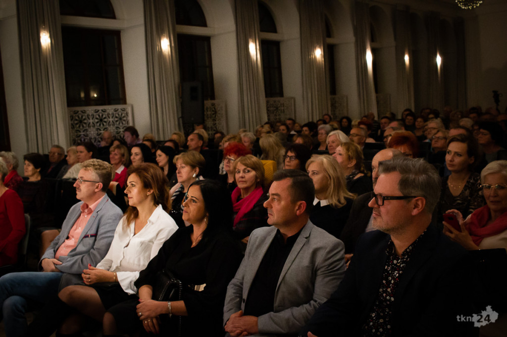 Izabela Trojanowska świetnie bawiła się z konecką publicznością! [wideo, zdjęcia]