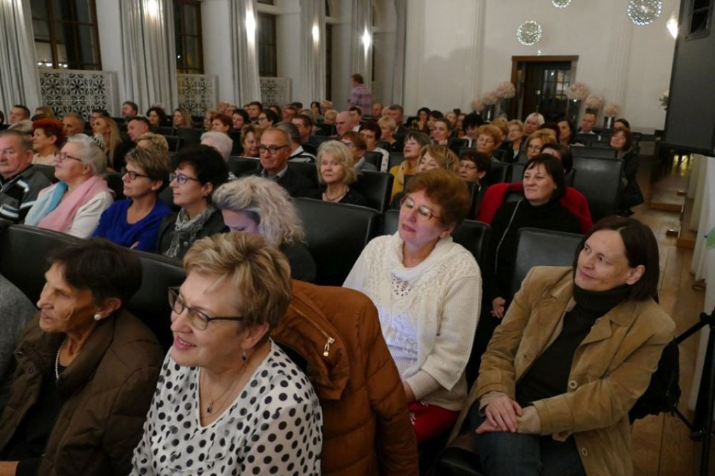 Izabela Trojanowska świetnie bawiła się z konecką publicznością! [wideo, zdjęcia]