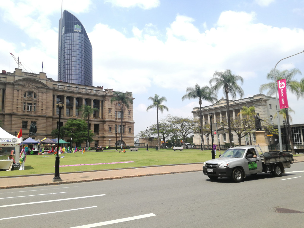 Kamil Ocetek jest już w Brisbane w Australii. Startuje w nocy z niedzieli na poniedziałek [wideo, zdjęcia]