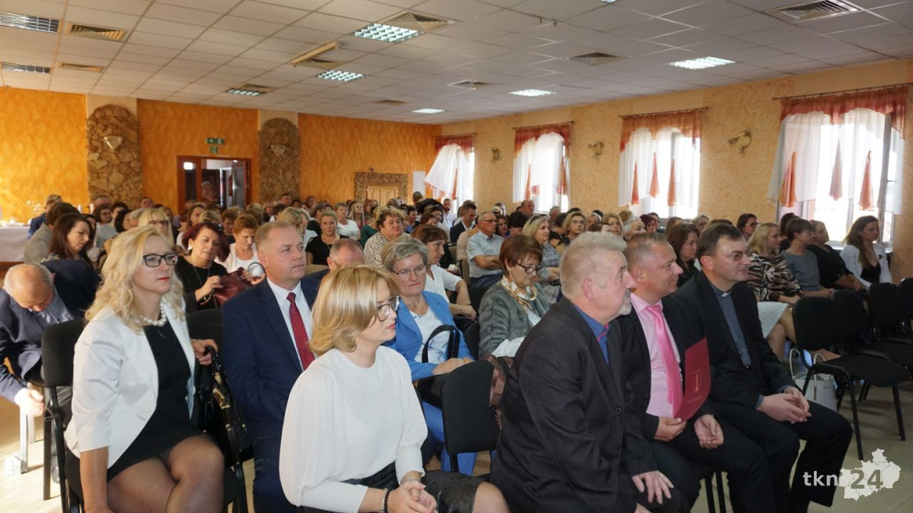 Wspólne świętowanie nauczycieli z gminy Radoszyce [zdjęcia]