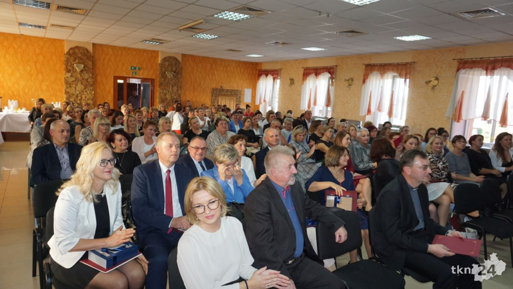 Wspólne świętowanie nauczycieli z gminy Radoszyce [zdjęcia]