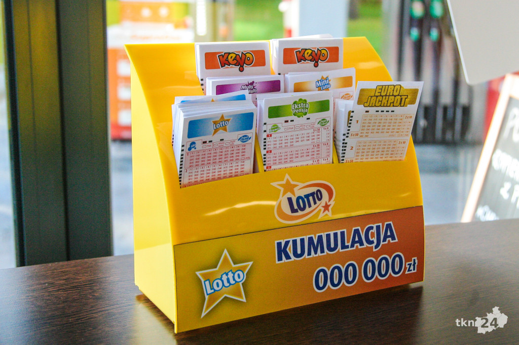 Nowości w koneckim Circle K. Lokalne piwa, totolotek, zapiekanki, frytki, gofry i ciastka! [zdjęcia]