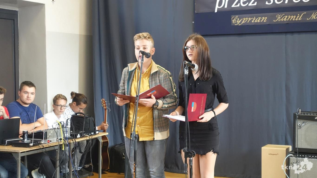 Powiatowy Dzień Nauczyciela. Starosta rozdał nagrody [wideo, zdjęcia]
