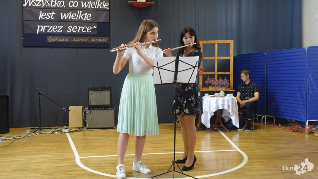Powiatowy Dzień Nauczyciela. Starosta rozdał nagrody [wideo, zdjęcia]
