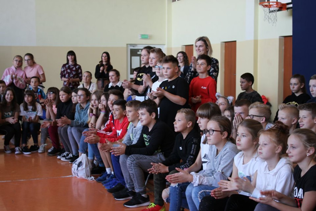 To był niesamowity pokaz bilardowych sztuczek [zdjęcia]