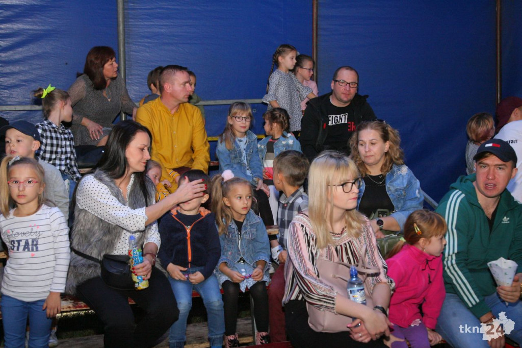 Gmina Smyków na pomoc Kacprowi. Był cyrk i piknik [wideo, zdjęcia]