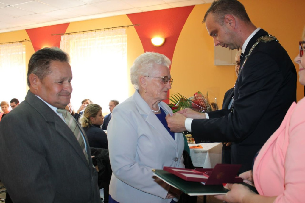 Wspaniały jubileusz dziewięciu par w Smykowie [zdjęcia]