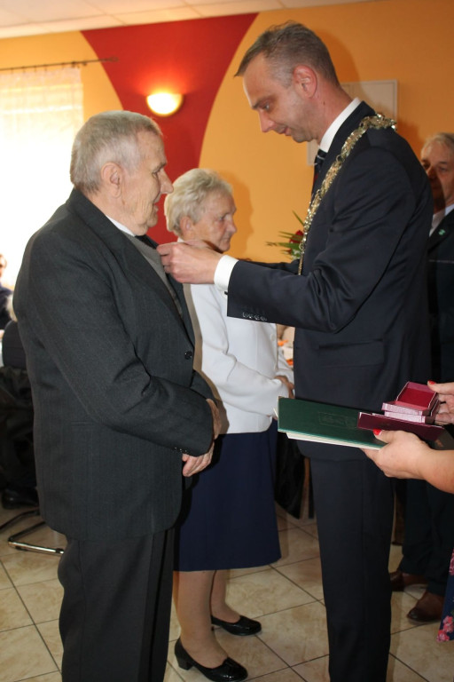 Wspaniały jubileusz dziewięciu par w Smykowie [zdjęcia]