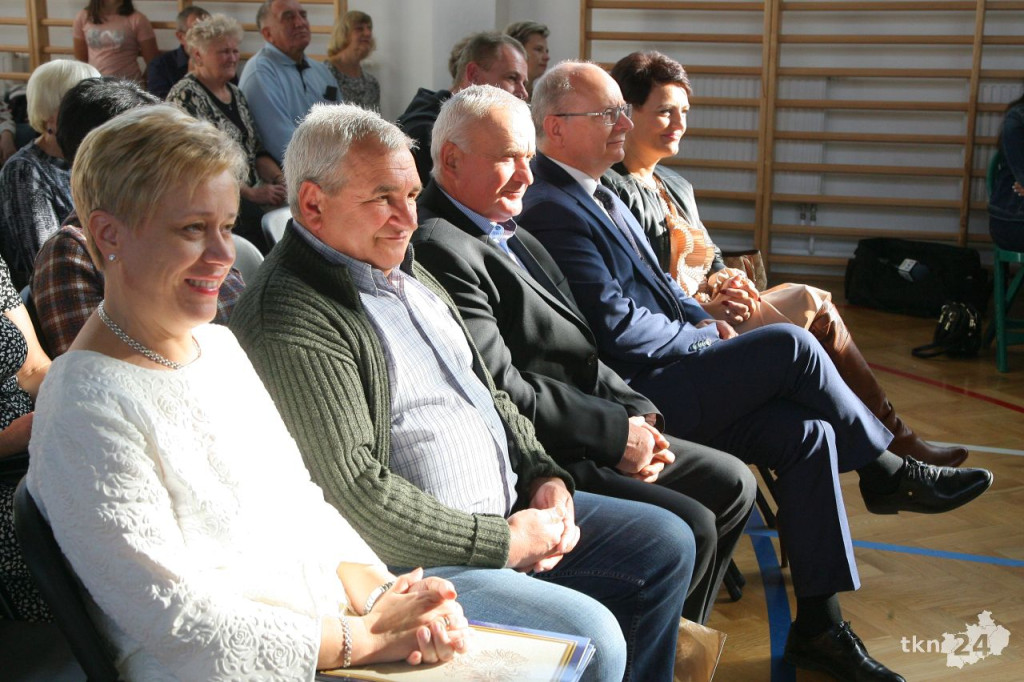 Ślubowanie pierwszoklasistów w Dziebałtowie [wideo, zdjęcia]