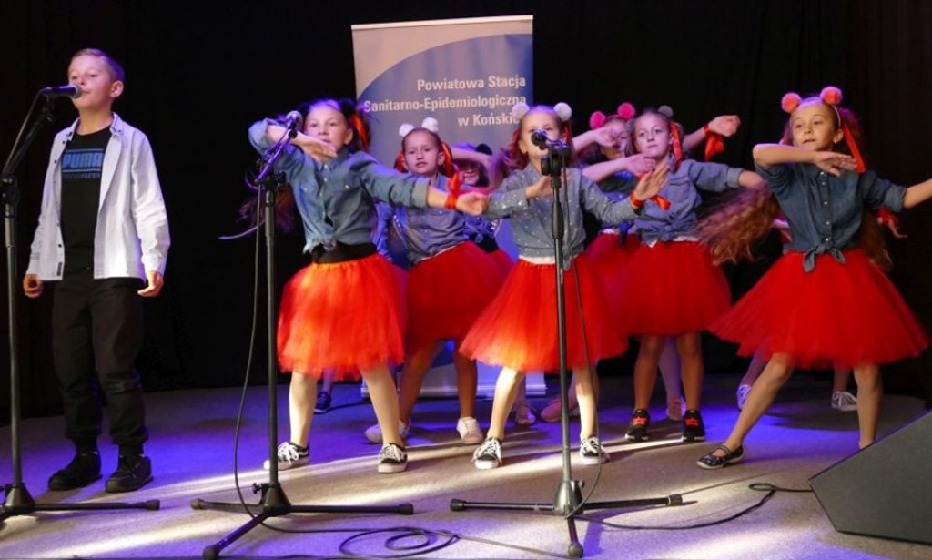 Dziewięciolatka będzie reprezentować powiat na wojewódzkim festiwalu [zdjęcia]