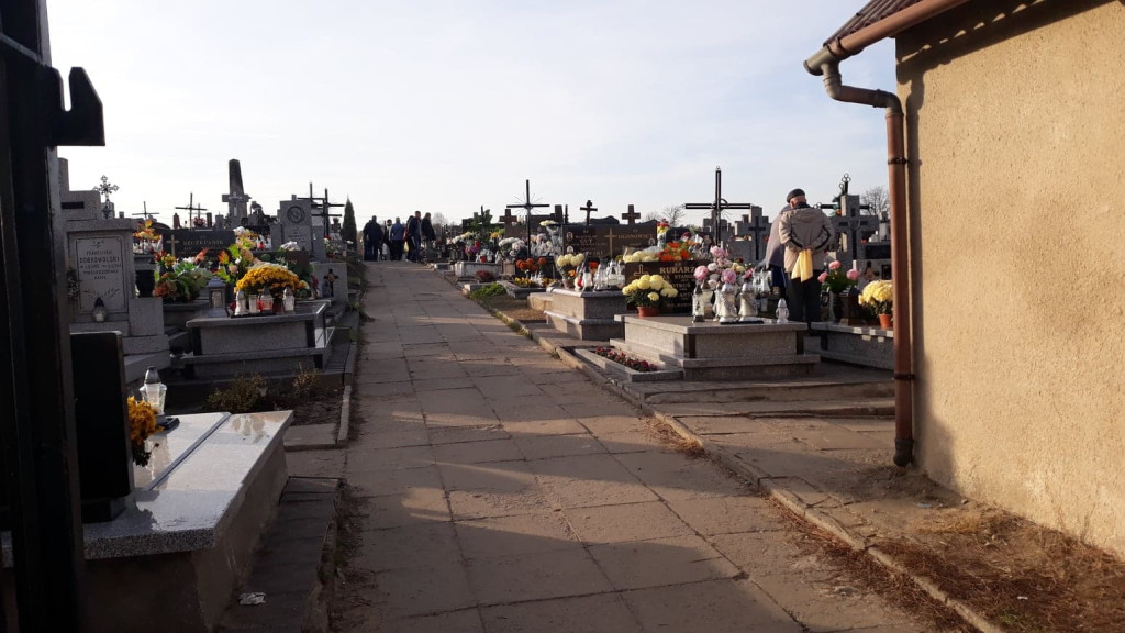 Relacja wideo i foto: Wszystkich Świętych 2019 w powiecie koneckim