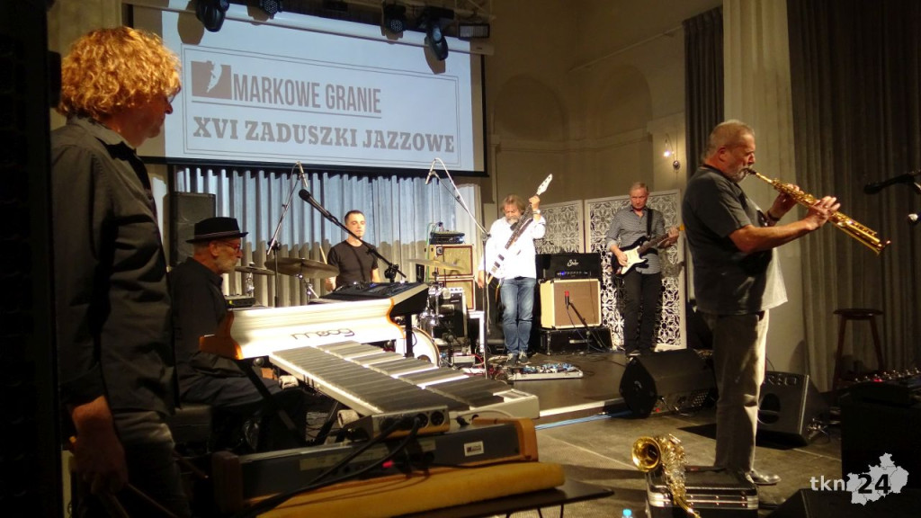 Legendarny zespół zagrał na Zaduszkach Jazzowych w Końskich [zdjęcia]