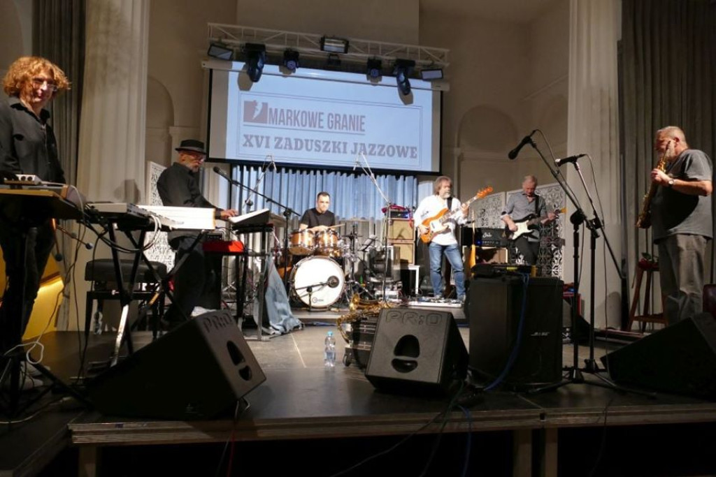 WIDEO: Legendarne `Laboratorium` zagrało na koneckich Zaduszkach Jazzowych