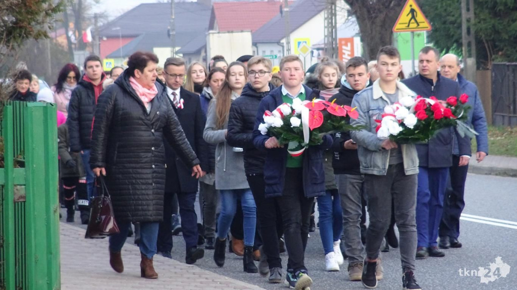 Fałków: Wspomnieniem o żołnierzach i koncertem uczcili Święto Niepodległości [wideo, zdjęcia]