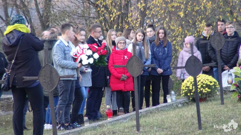 Fałków: Wspomnieniem o żołnierzach i koncertem uczcili Święto Niepodległości [wideo, zdjęcia]