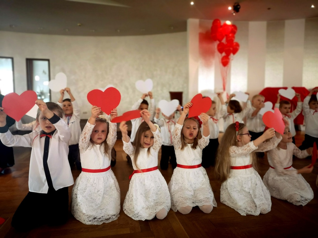 Przedszkola pamiętają o Święcie Niepodległości [fotogaleria]