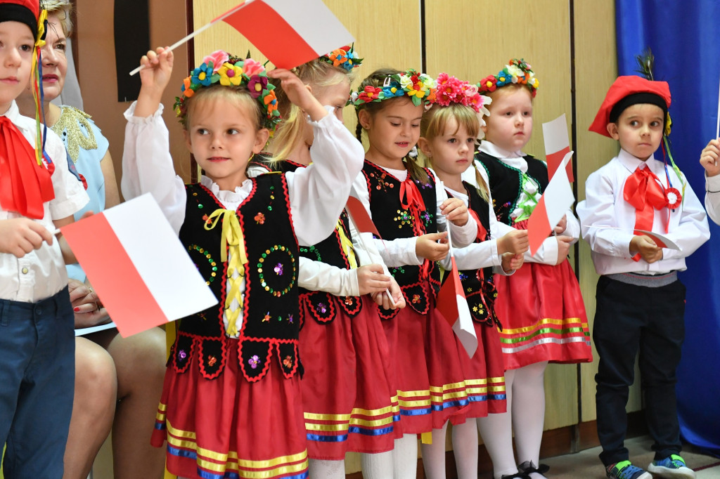 Przedszkola pamiętają o Święcie Niepodległości [fotogaleria]