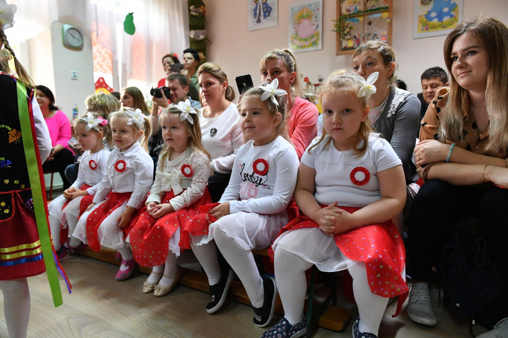 Przedszkola pamiętają o Święcie Niepodległości [fotogaleria]