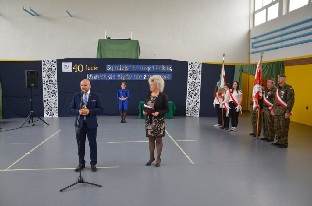 Szkoła w Niekłaniu Wielkim świętowała swoje 40-lecie [zdjęcia]