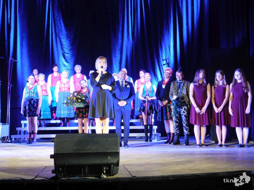 Stąporków: Uroczystości i świetny koncert na Święto Niepodległości [wideo, zdjęcia]
