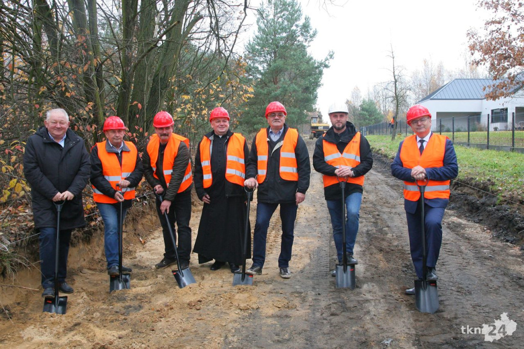 Symboliczne rozpoczęcie budowy ulicy Wschodniej w Rogowie [wideo, zdjęcia]