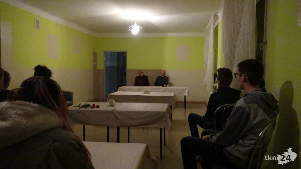 Kombatanci odwiedzili podopiecznych Bursy Szkolnej w Końskich [zdjęcia]