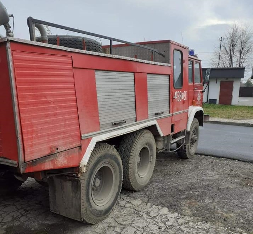 OSP Fałków błaga o nowy samochód bojowy! [zdjęcia]
